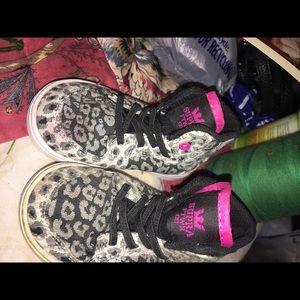 Toddler supras size 5